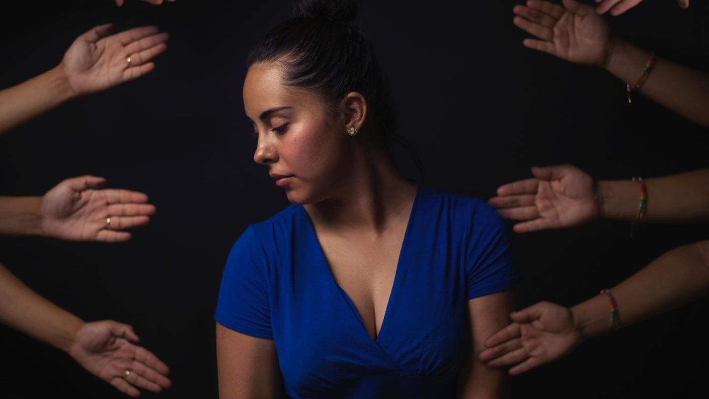 Allein zwischen Menschen